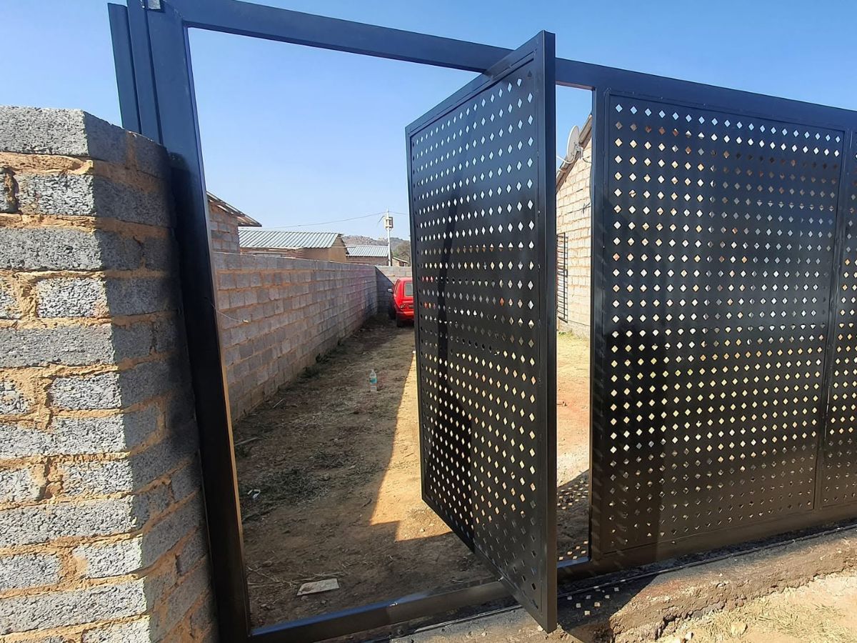 Steel carport, Katlehong