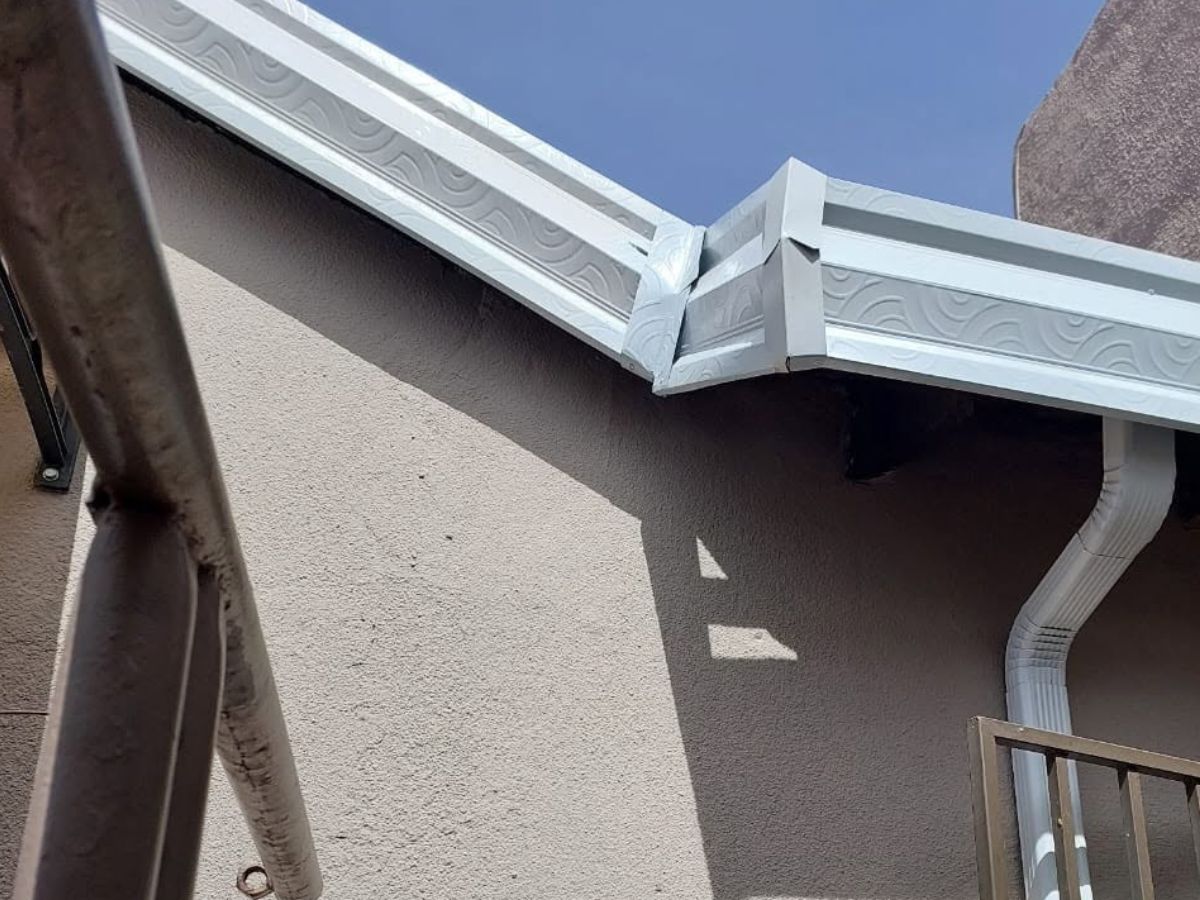 Gutter machine on site